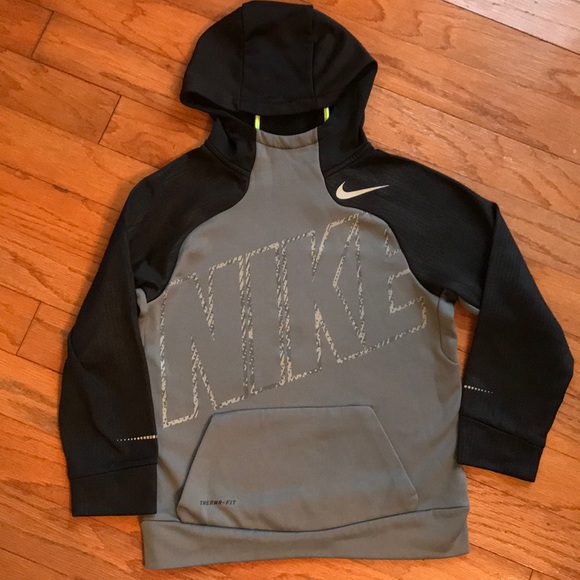 youth nike hoodies